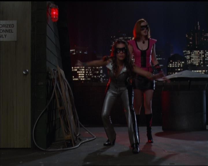 Charmed-Online-dot-net_5x05WitchesInTights1393.jpg Charmed-Online-dot-net_5x05WitchesInTights1393.jpg
