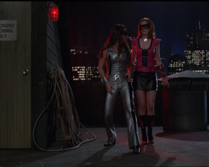 Charmed-Online-dot-net_5x05WitchesInTights1398.jpg Charmed-Online-dot-net_5x05WitchesInTights1398.jpg