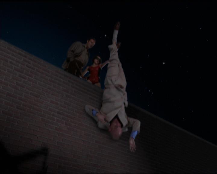 Charmed-Online-dot-net_5x05WitchesInTights1468.jpg