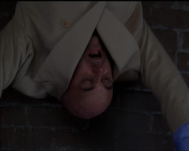 Charmed-Online-dot-net_5x05WitchesInTights1474.jpg