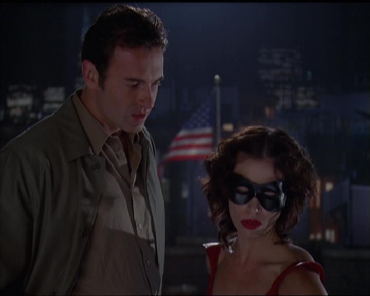 Charmed-Online-dot-net_5x05WitchesInTights1475.jpg