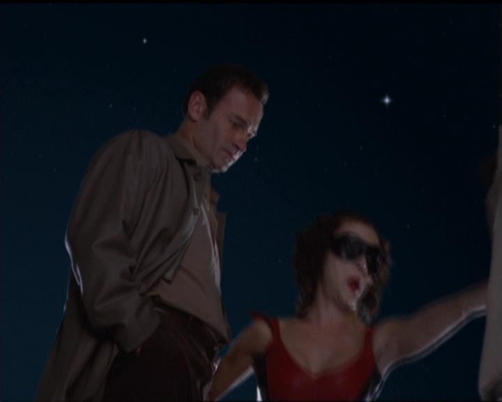 Charmed-Online-dot-net_5x05WitchesInTights1477.jpg