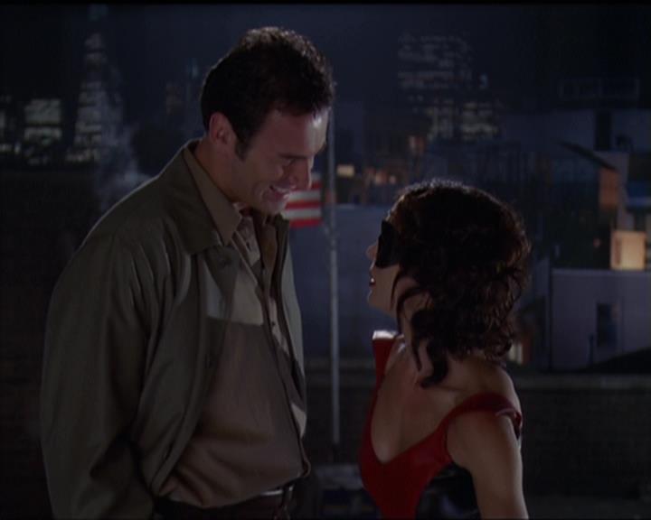 Charmed-Online-dot-net_5x05WitchesInTights1482.jpg