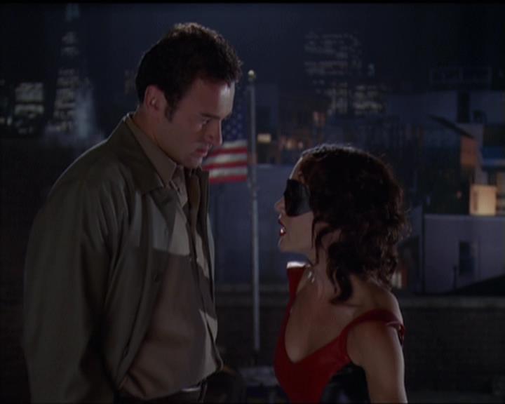 Charmed-Online-dot-net_5x05WitchesInTights1489.jpg