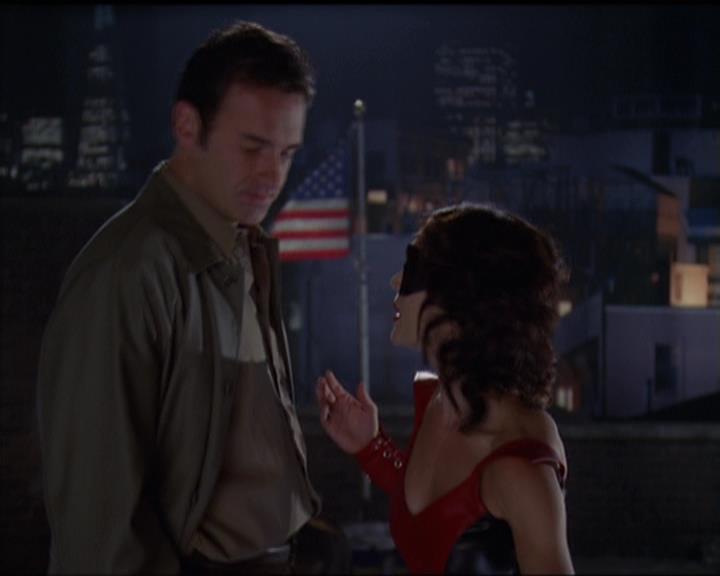Charmed-Online-dot-net_5x05WitchesInTights1490.jpg