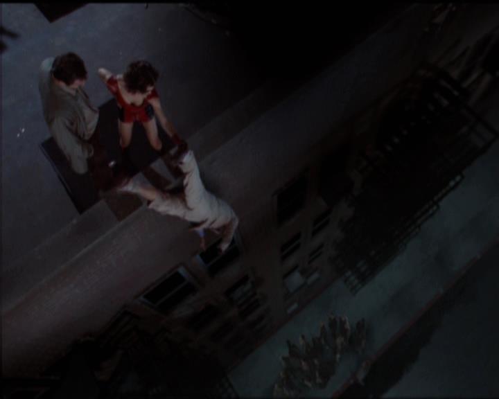 Charmed-Online-dot-net_5x05WitchesInTights1497.jpg