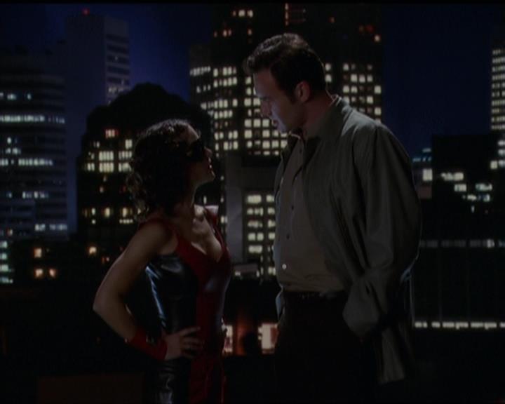 Charmed-Online-dot-net_5x05WitchesInTights1514.jpg