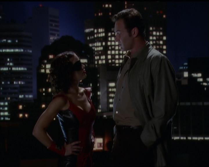 Charmed-Online-dot-net_5x05WitchesInTights1515.jpg