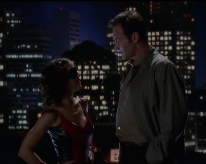 Charmed-Online-dot-net_5x05WitchesInTights1518.jpg