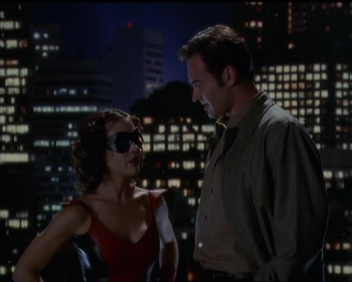 Charmed-Online-dot-net_5x05WitchesInTights1520.jpg