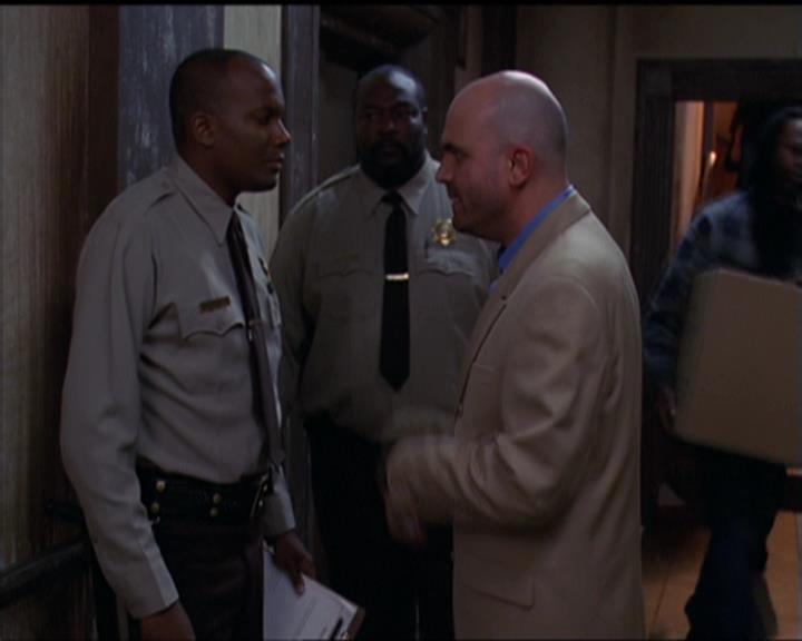 Charmed-Online-dot-net_5x05WitchesInTights1534.jpg