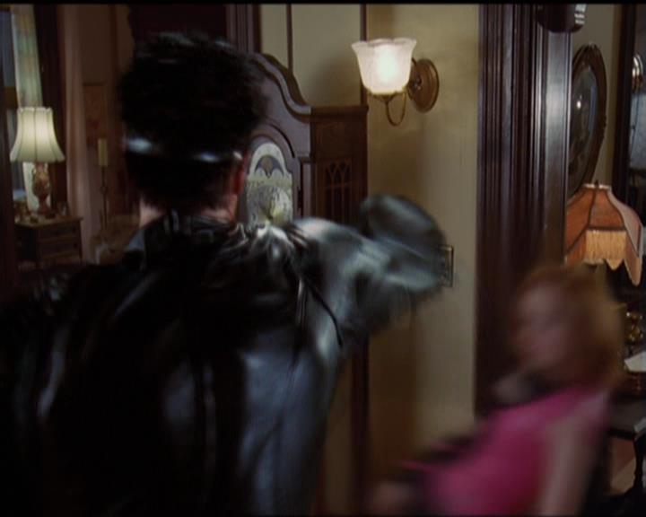 Charmed-Online-dot-net_5x05WitchesInTights1591.jpg