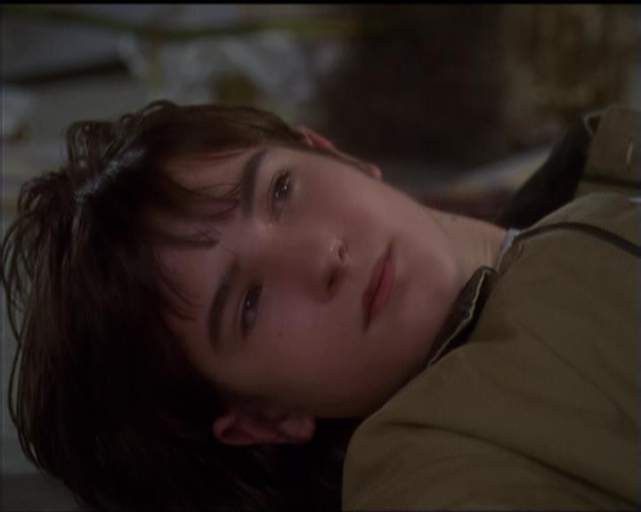 Charmed-Online-dot-net_5x05WitchesInTights1657.jpg