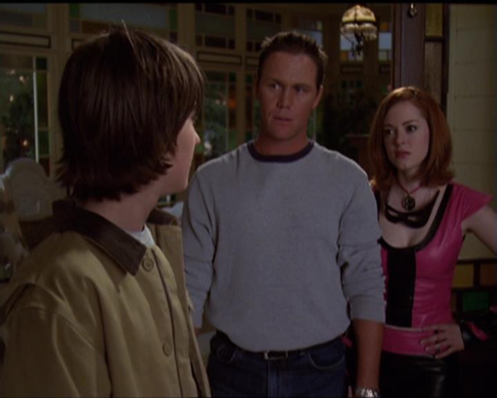 Charmed-Online-dot-net_5x05WitchesInTights1684.jpg