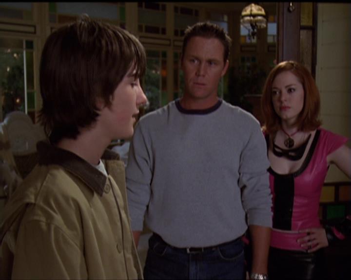 Charmed-Online-dot-net_5x05WitchesInTights1685.jpg