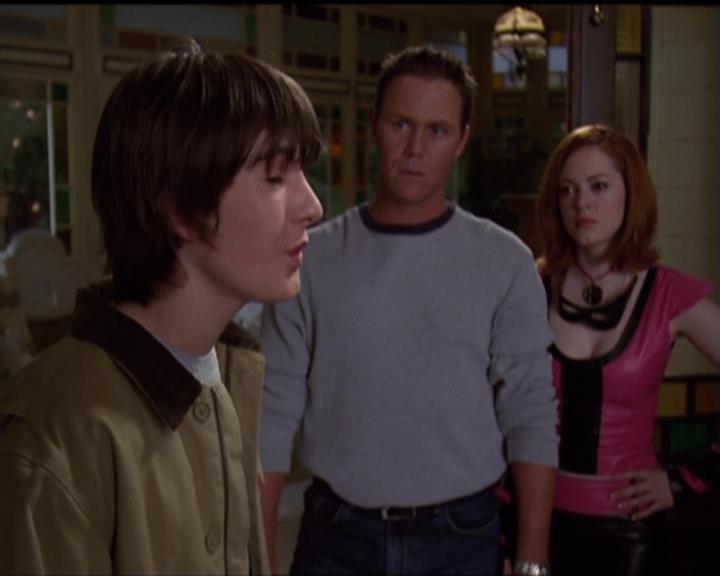 Charmed-Online-dot-net_5x05WitchesInTights1688.jpg