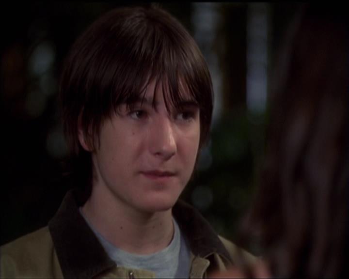 Charmed-Online-dot-net_5x05WitchesInTights1697.jpg
