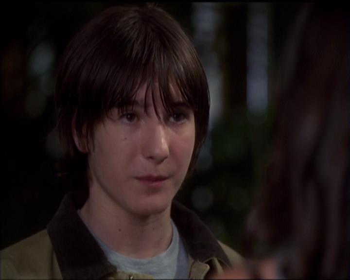 Charmed-Online-dot-net_5x05WitchesInTights1700.jpg