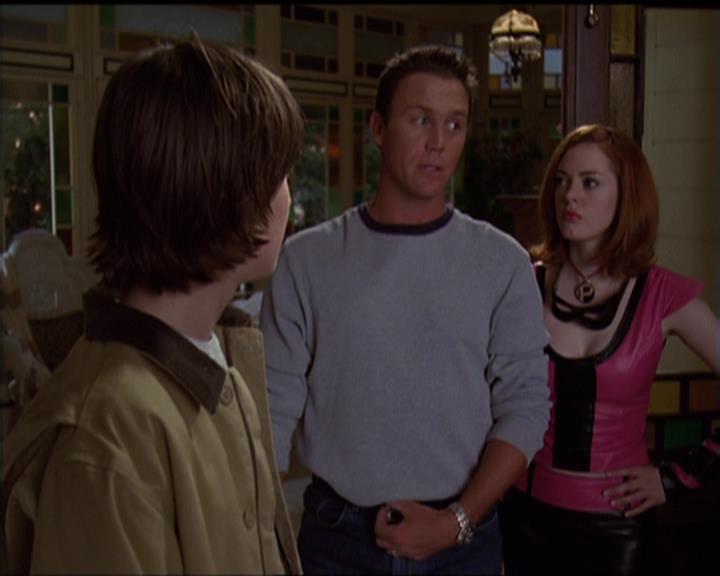 Charmed-Online-dot-net_5x05WitchesInTights1711.jpg