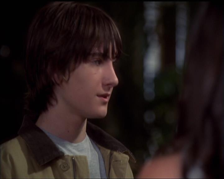 Charmed-Online-dot-net_5x05WitchesInTights1722.jpg