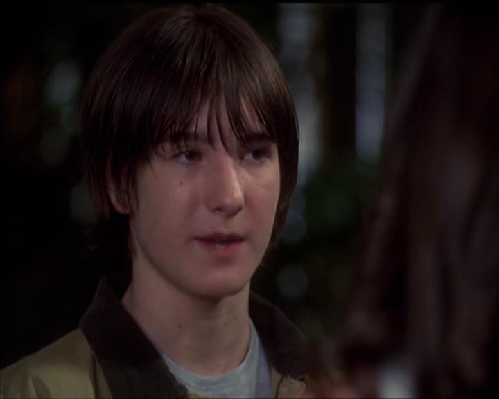 Charmed-Online-dot-net_5x05WitchesInTights1725.jpg