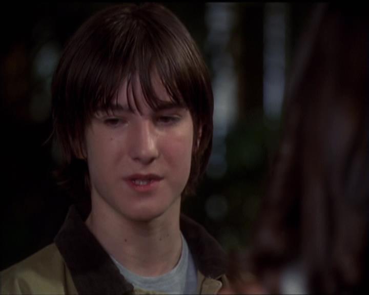 Charmed-Online-dot-net_5x05WitchesInTights1730.jpg