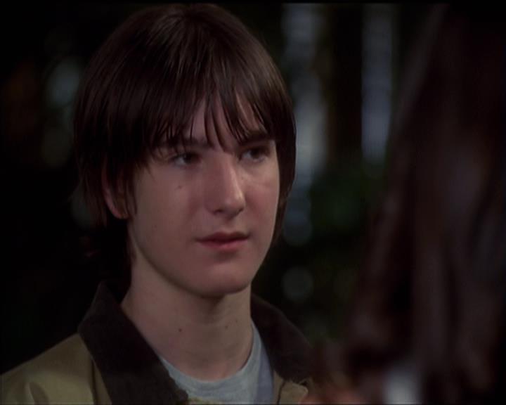 Charmed-Online-dot-net_5x05WitchesInTights1731.jpg