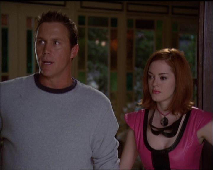 Charmed-Online-dot-net_5x05WitchesInTights1734.jpg