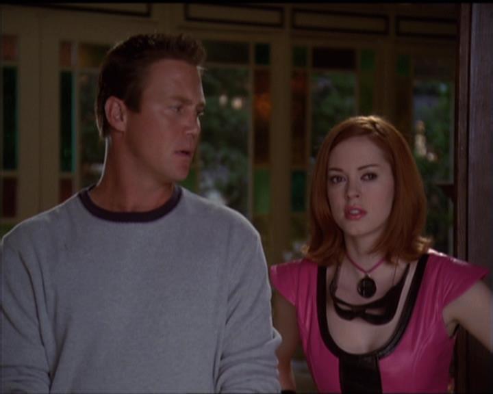 Charmed-Online-dot-net_5x05WitchesInTights1744.jpg