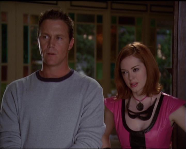 Charmed-Online-dot-net_5x05WitchesInTights1772.jpg