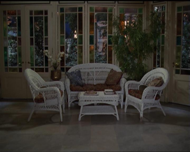 Charmed-Online-dot-net_5x05WitchesInTights1803.jpg