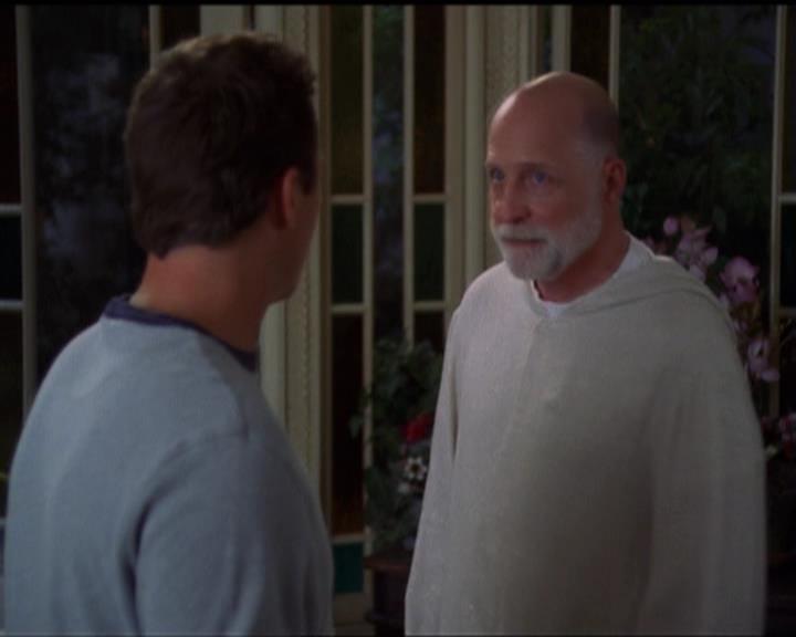 Charmed-Online-dot-net_5x05WitchesInTights1817.jpg
