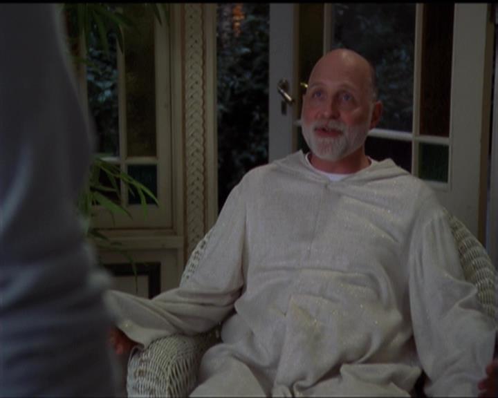 Charmed-Online-dot-net_5x05WitchesInTights1836.jpg