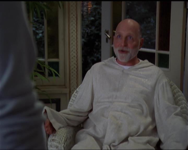Charmed-Online-dot-net_5x05WitchesInTights1838.jpg