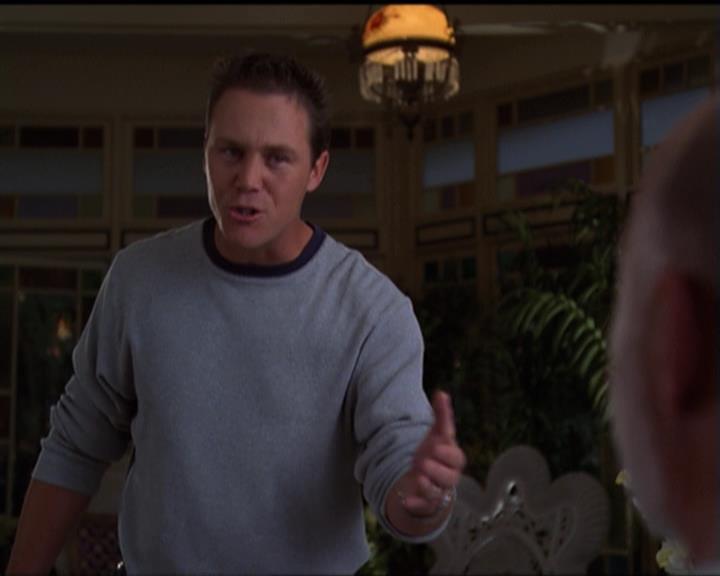 Charmed-Online-dot-net_5x05WitchesInTights1841.jpg