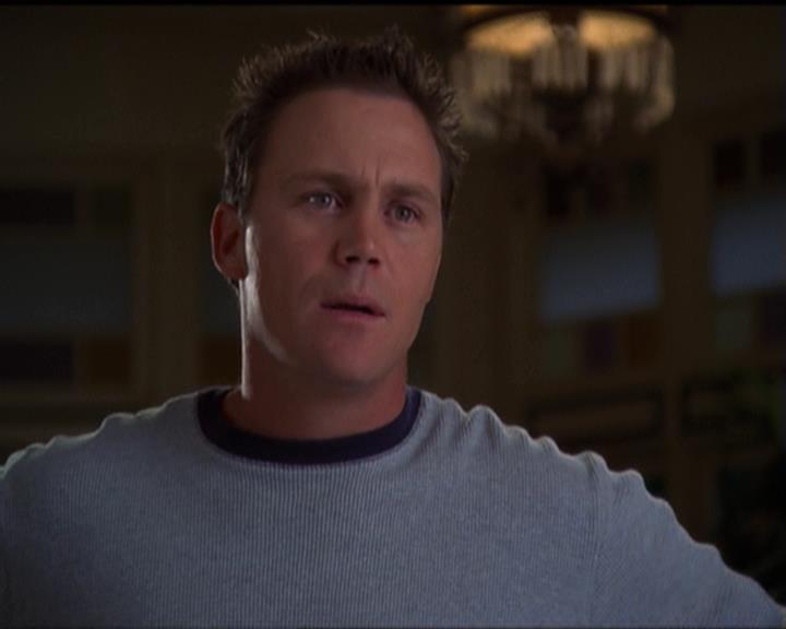 Charmed-Online-dot-net_5x05WitchesInTights1847.jpg