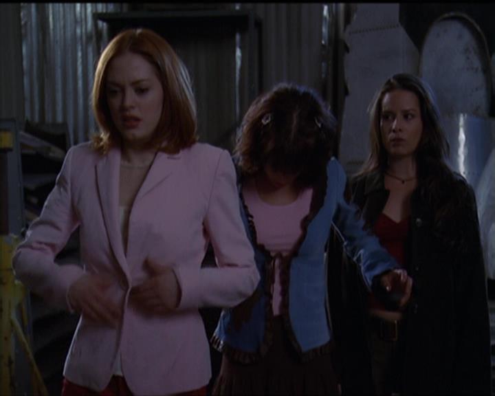 Charmed-Online-dot-net_5x05WitchesInTights1996.jpg