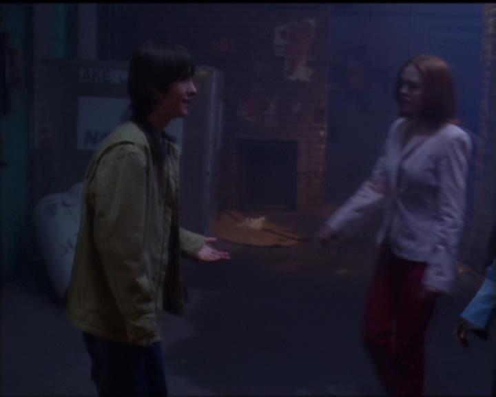 Charmed-Online-dot-net_5x05WitchesInTights2034.jpg