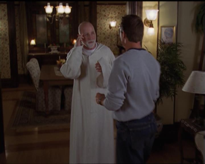 Charmed-Online-dot-net_5x05WitchesInTights2095.jpg