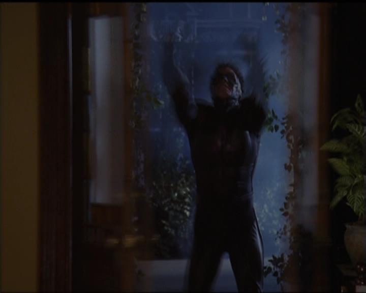 Charmed-Online-dot-net_5x05WitchesInTights2097.jpg