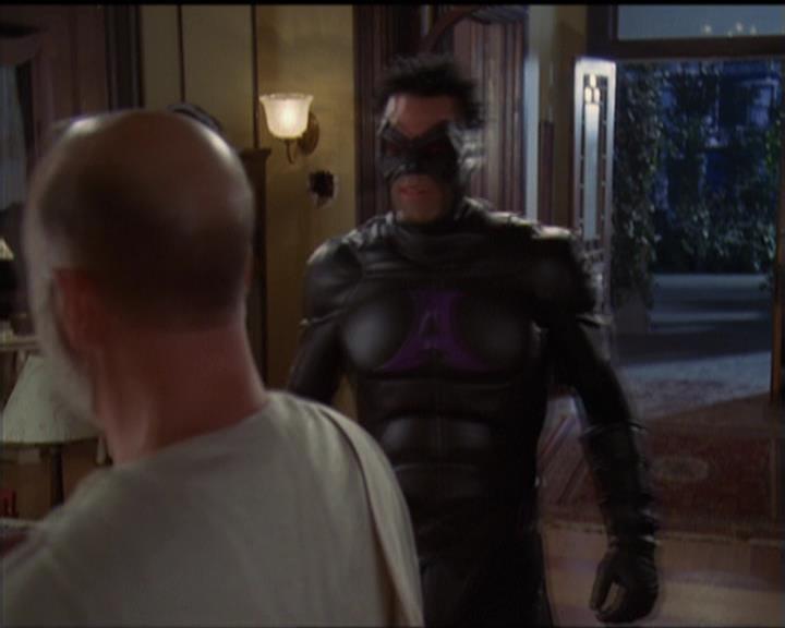 Charmed-Online-dot-net_5x05WitchesInTights2104.jpg