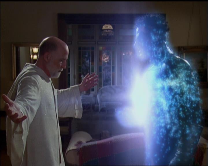 Charmed-Online-dot-net_5x05WitchesInTights2115.jpg