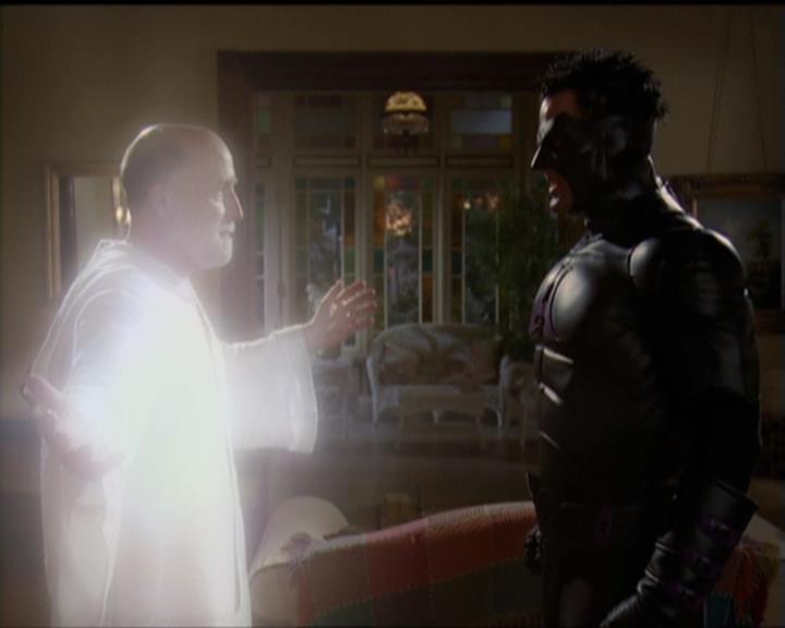 Charmed-Online-dot-net_5x05WitchesInTights2117.jpg