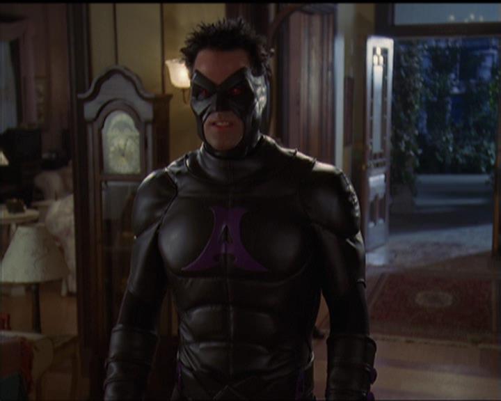 Charmed-Online-dot-net_5x05WitchesInTights2120.jpg
