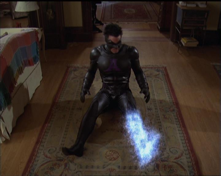 Charmed-Online-dot-net_5x05WitchesInTights2135.jpg