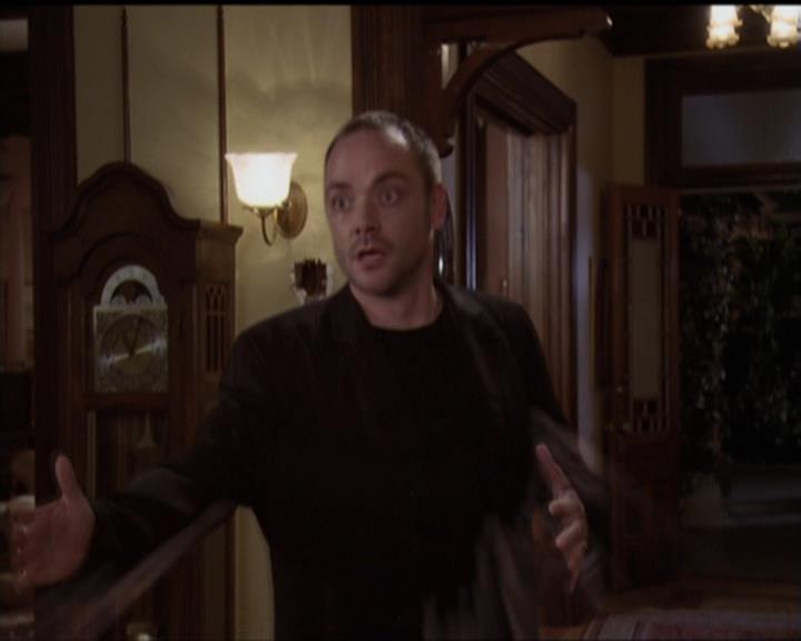 Charmed-Online-dot-net_5x05WitchesInTights2140.jpg