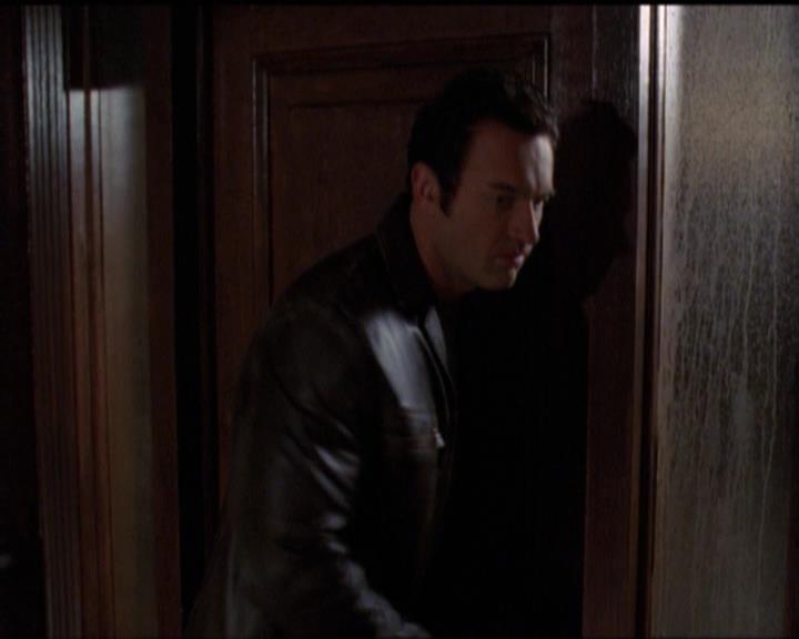 Charmed-Online-dot-net_5x05WitchesInTights2192.jpg