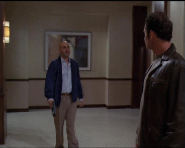 Charmed-Online-dot-net_5x05WitchesInTights2198.jpg