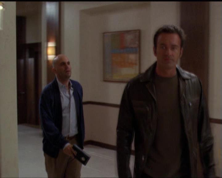Charmed-Online-dot-net_5x05WitchesInTights2203.jpg