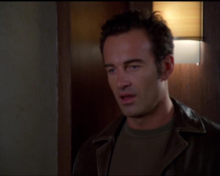 Charmed-Online-dot-net_5x05WitchesInTights2218.jpg